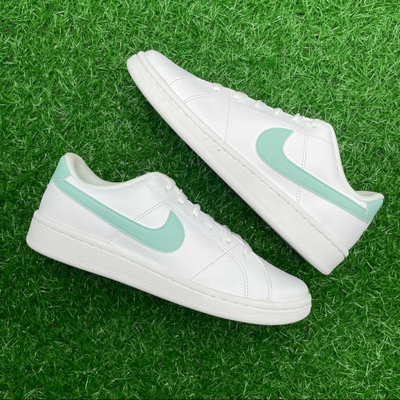 Nike Court Royale 2 - Picture 6 of 7